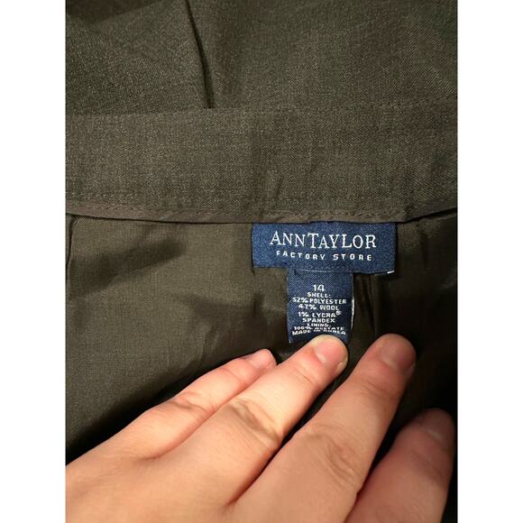 Ann Taylor Factory Store Womens Green Solid Stretch Wide Leg Dress Pants Size 14 - Picture 3 of 3